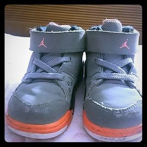 Jordan baby boys high top sneakers.